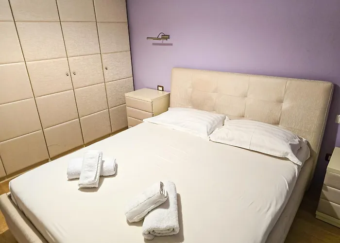 Blloku 2br Appartamento Tirana