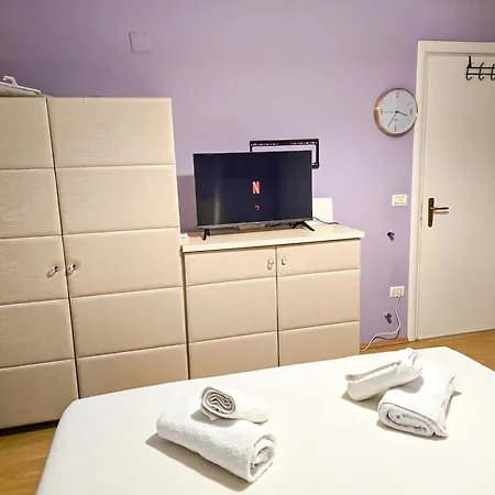 Apartment Blloku 2br Tirana